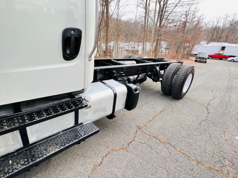 Used Freightliner M2 106 CAB & CHASSIS + CUMMINS ENGINE + AIR RIDE + NO CDL 2015 | NJ Truck Spot. South Amboy, New Jersey Used Freightliner M2 106 CAB & CHASSIS + CUMMINS ENGINE + AIR RIDE + NO CDL 2015 | NJ Truck Spot. South Amboy, New Jersey