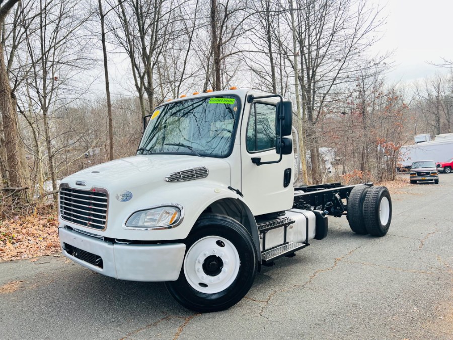 Used Freightliner M2 106 CAB & CHASSIS + CUMMINS ENGINE + AIR RIDE + NO CDL 2015 | NJ Truck Spot. South Amboy, New Jersey Used Freightliner M2 106 CAB & CHASSIS + CUMMINS ENGINE + AIR RIDE + NO CDL 2015 | NJ Truck Spot. South Amboy, New Jersey