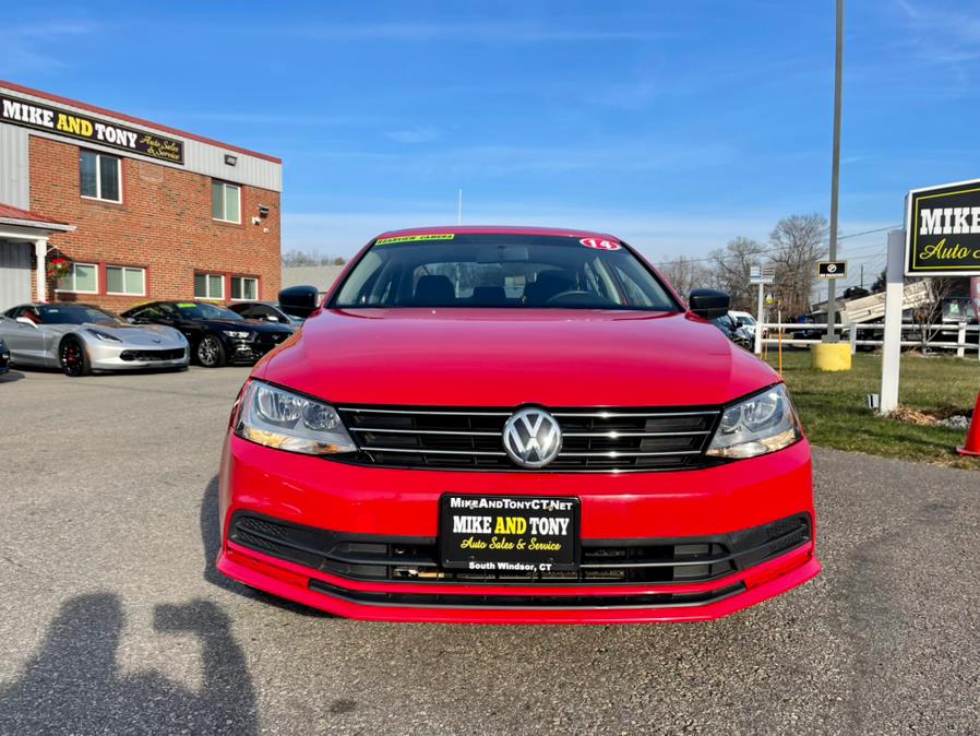 2015 Volkswagen Jetta Sedan 4dr Auto 2.0L S, available for sale in South Windsor, Connecticut | Mike And Tony Auto Sales, Inc. South Windsor, Connecticut 2015 Volkswagen Jetta Sedan 4dr Auto 2.0L S, available for sale in South Windsor, Connecticut | Mike And Tony Auto Sales, Inc. South Windsor, Connecticut