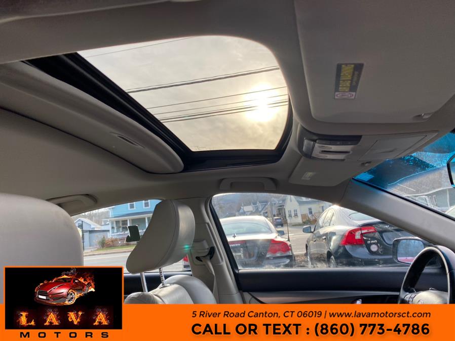 2012 Acura TL 4dr Sdn Auto 2WD Tech, available for sale in Canton, Connecticut | Lava Motors. Canton, Connecticut 2012 Acura TL 4dr Sdn Auto 2WD Tech, available for sale in Canton, Connecticut | Lava Motors. Canton, Connecticut