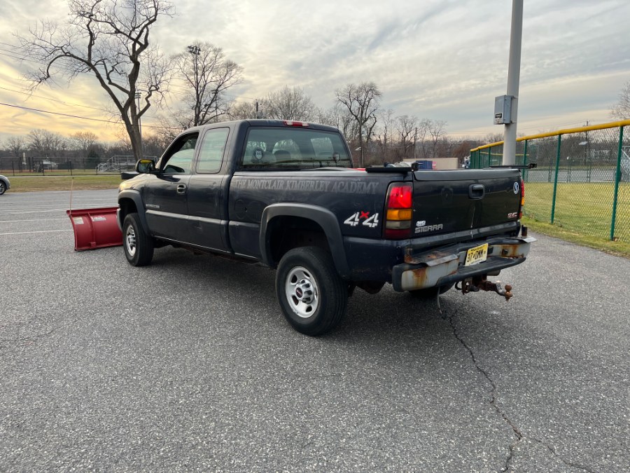 2005 GMC Sierra 2500HD Ext Cab 143.5" WB 4WD SLE, available for sale in Lyndhurst, New Jersey | Cars With Deals. Lyndhurst, New Jersey 2005 GMC Sierra 2500HD Ext Cab 143.5" WB 4WD SLE, available for sale in Lyndhurst, New Jersey | Cars With Deals. Lyndhurst, New Jersey