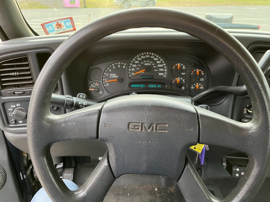 2005 GMC Sierra 2500HD Ext Cab 143.5" WB 4WD SLE, available for sale in Lyndhurst, New Jersey | Cars With Deals. Lyndhurst, New Jersey 2005 GMC Sierra 2500HD Ext Cab 143.5" WB 4WD SLE, available for sale in Lyndhurst, New Jersey | Cars With Deals. Lyndhurst, New Jersey