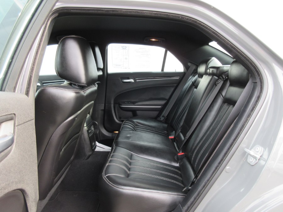 Used Chrysler 300 300S RWD 2019 | Route 27 Auto Mall. Linden, New Jersey Used Chrysler 300 300S RWD 2019 | Route 27 Auto Mall. Linden, New Jersey