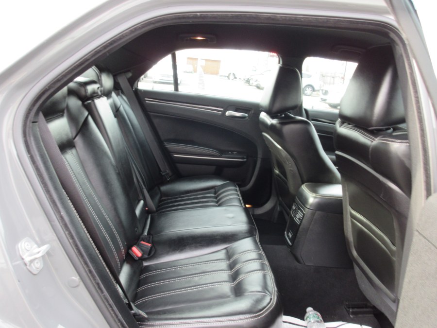 Used Chrysler 300 300S RWD 2019 | Route 27 Auto Mall. Linden, New Jersey Used Chrysler 300 300S RWD 2019 | Route 27 Auto Mall. Linden, New Jersey
