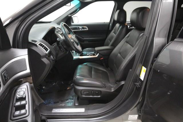 Used Ford Explorer Limited Edition 4WD w/ Navi & rearCam 2015 | Car Revolution. Maple Shade, New Jersey Used Ford Explorer Limited Edition 4WD w/ Navi & rearCam 2015 | Car Revolution. Maple Shade, New Jersey