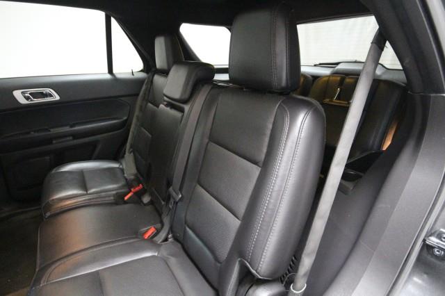 Used Ford Explorer Limited Edition 4WD w/ Navi & rearCam 2015 | Car Revolution. Maple Shade, New Jersey Used Ford Explorer Limited Edition 4WD w/ Navi & rearCam 2015 | Car Revolution. Maple Shade, New Jersey