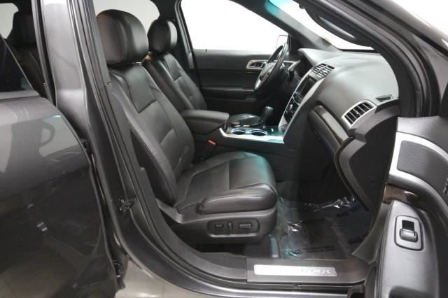Used Ford Explorer Limited Edition 4WD w/ Navi & rearCam 2015 | Car Revolution. Maple Shade, New Jersey Used Ford Explorer Limited Edition 4WD w/ Navi & rearCam 2015 | Car Revolution. Maple Shade, New Jersey