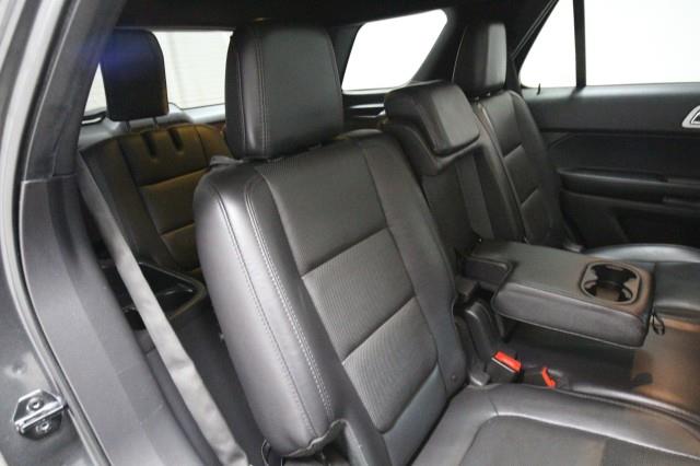 Used Ford Explorer Limited Edition 4WD w/ Navi & rearCam 2015 | Car Revolution. Maple Shade, New Jersey Used Ford Explorer Limited Edition 4WD w/ Navi & rearCam 2015 | Car Revolution. Maple Shade, New Jersey