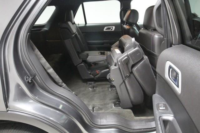 Used Ford Explorer Limited Edition 4WD w/ Navi & rearCam 2015 | Car Revolution. Maple Shade, New Jersey Used Ford Explorer Limited Edition 4WD w/ Navi & rearCam 2015 | Car Revolution. Maple Shade, New Jersey