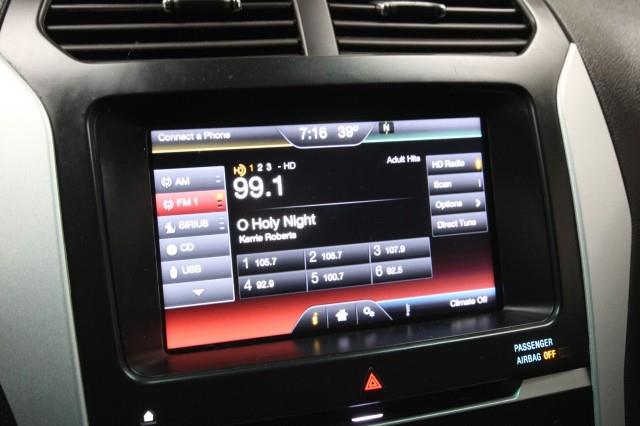 Used Ford Explorer Limited Edition 4WD w/ Navi & rearCam 2015 | Car Revolution. Maple Shade, New Jersey Used Ford Explorer Limited Edition 4WD w/ Navi & rearCam 2015 | Car Revolution. Maple Shade, New Jersey