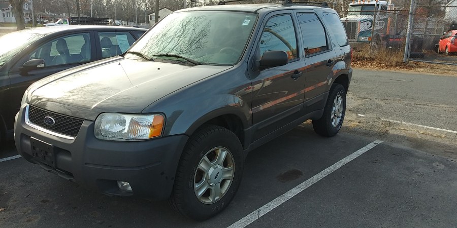 Used Ford Escape 4dr 103" WB XLT 4WD 2004 | Payless Auto Sale. South Hadley, Massachusetts