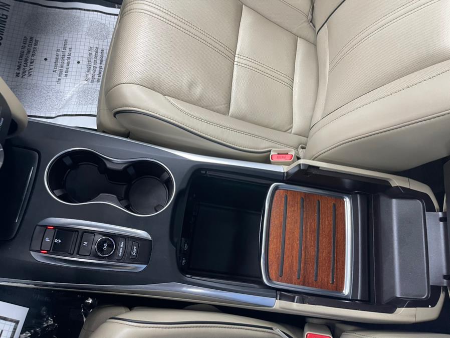 2017 Acura MDX SH-AWD w/Advance Pkg, available for sale in Massapequa Park, New York | Power Motors East. Massapequa Park, New York 2017 Acura MDX SH-AWD w/Advance Pkg, available for sale in Massapequa Park, New York | Power Motors East. Massapequa Park, New York