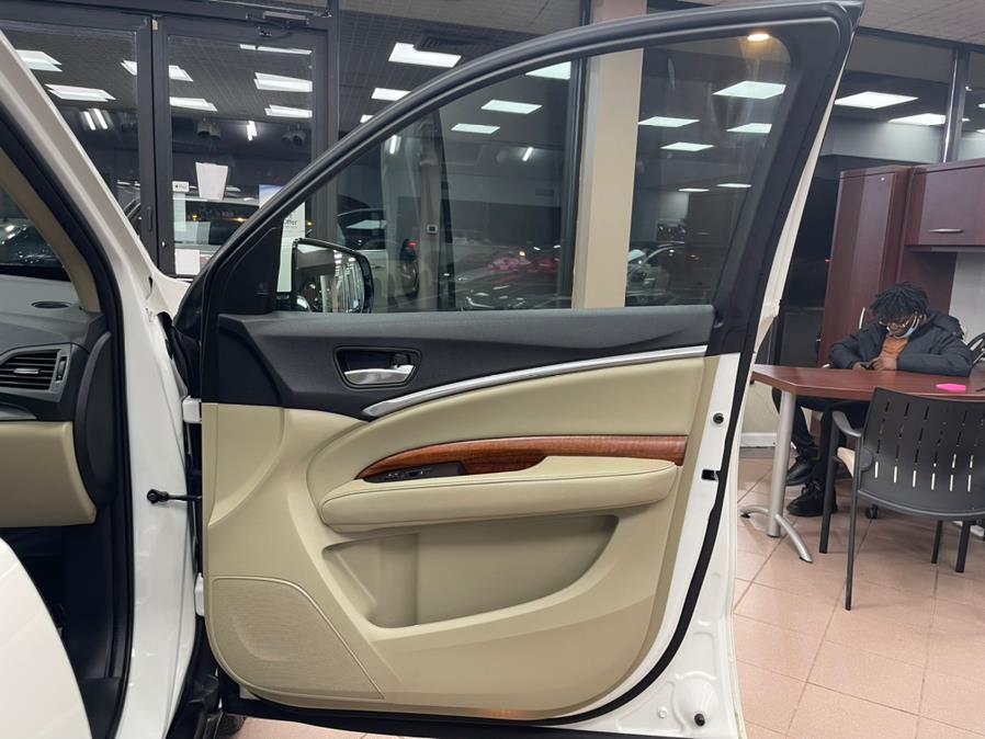 2017 Acura MDX SH-AWD w/Advance Pkg, available for sale in Massapequa Park, New York | Power Motors East. Massapequa Park, New York 2017 Acura MDX SH-AWD w/Advance Pkg, available for sale in Massapequa Park, New York | Power Motors East. Massapequa Park, New York