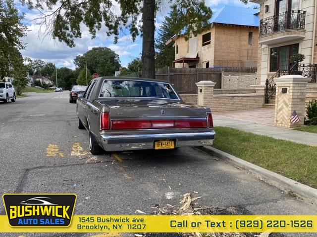 1985 Lincoln Town Car 4dr Sedan, available for sale in Brooklyn, New York | Bushwick Auto Sales LLC. Brooklyn, New York