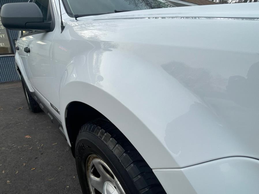 Used Ford Escape FWD 4dr I4 Auto XLS 2008 | Auto Match LLC. Waterbury, Connecticut Used Ford Escape FWD 4dr I4 Auto XLS 2008 | Auto Match LLC. Waterbury, Connecticut