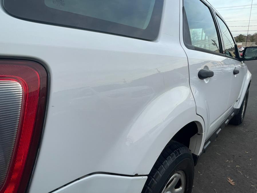 Used Ford Escape FWD 4dr I4 Auto XLS 2008 | Auto Match LLC. Waterbury, Connecticut Used Ford Escape FWD 4dr I4 Auto XLS 2008 | Auto Match LLC. Waterbury, Connecticut
