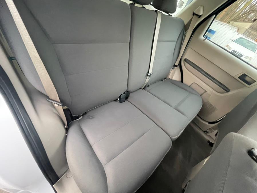 Used Ford Escape FWD 4dr I4 Auto XLS 2008 | Auto Match LLC. Waterbury, Connecticut Used Ford Escape FWD 4dr I4 Auto XLS 2008 | Auto Match LLC. Waterbury, Connecticut