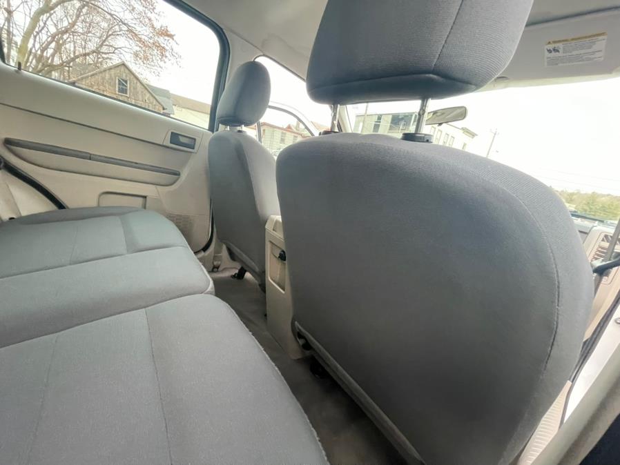 Used Ford Escape FWD 4dr I4 Auto XLS 2008 | Auto Match LLC. Waterbury, Connecticut Used Ford Escape FWD 4dr I4 Auto XLS 2008 | Auto Match LLC. Waterbury, Connecticut