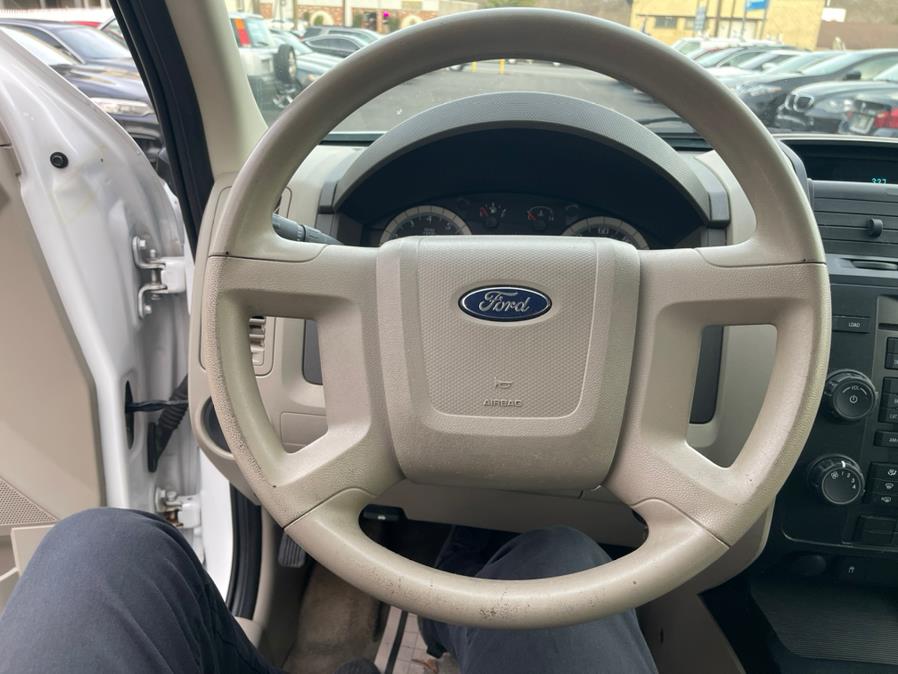 Used Ford Escape FWD 4dr I4 Auto XLS 2008 | Auto Match LLC. Waterbury, Connecticut Used Ford Escape FWD 4dr I4 Auto XLS 2008 | Auto Match LLC. Waterbury, Connecticut