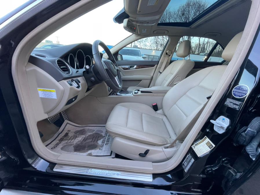 Used Mercedes-Benz C-Class 4dr Sdn C 250 Sport RWD 2014 | Auto Match LLC. Waterbury, Connecticut Used Mercedes-Benz C-Class 4dr Sdn C 250 Sport RWD 2014 | Auto Match LLC. Waterbury, Connecticut