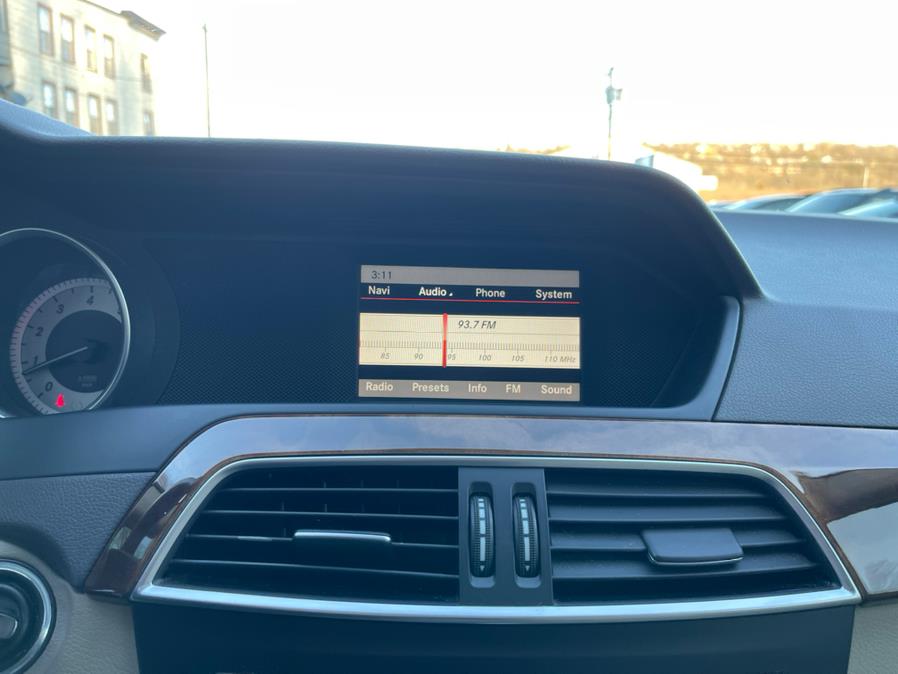 Used Mercedes-Benz C-Class 4dr Sdn C 250 Sport RWD 2014 | Auto Match LLC. Waterbury, Connecticut Used Mercedes-Benz C-Class 4dr Sdn C 250 Sport RWD 2014 | Auto Match LLC. Waterbury, Connecticut