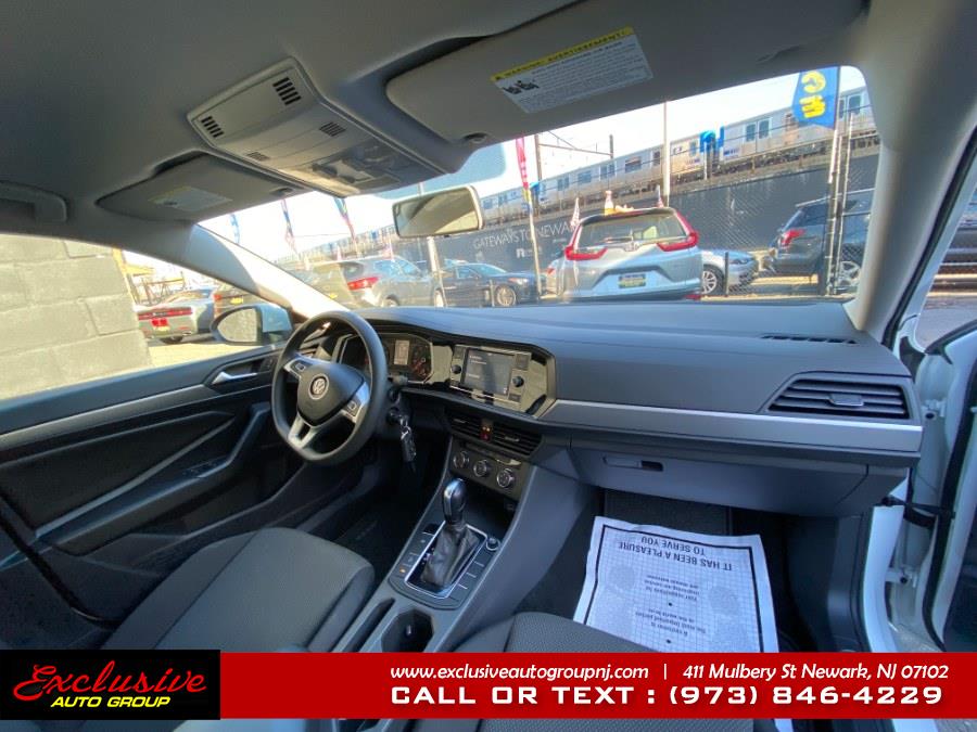 2019 Volkswagen Jetta SE Auto w/SULEV, available for sale in Newark, New Jersey | Exclusive Auto Group. Newark, New Jersey 2019 Volkswagen Jetta SE Auto w/SULEV, available for sale in Newark, New Jersey | Exclusive Auto Group. Newark, New Jersey