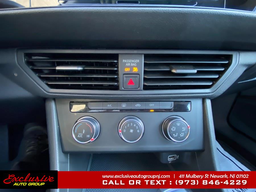 2019 Volkswagen Jetta SE Auto w/SULEV, available for sale in Newark, New Jersey | Exclusive Auto Group. Newark, New Jersey 2019 Volkswagen Jetta SE Auto w/SULEV, available for sale in Newark, New Jersey | Exclusive Auto Group. Newark, New Jersey
