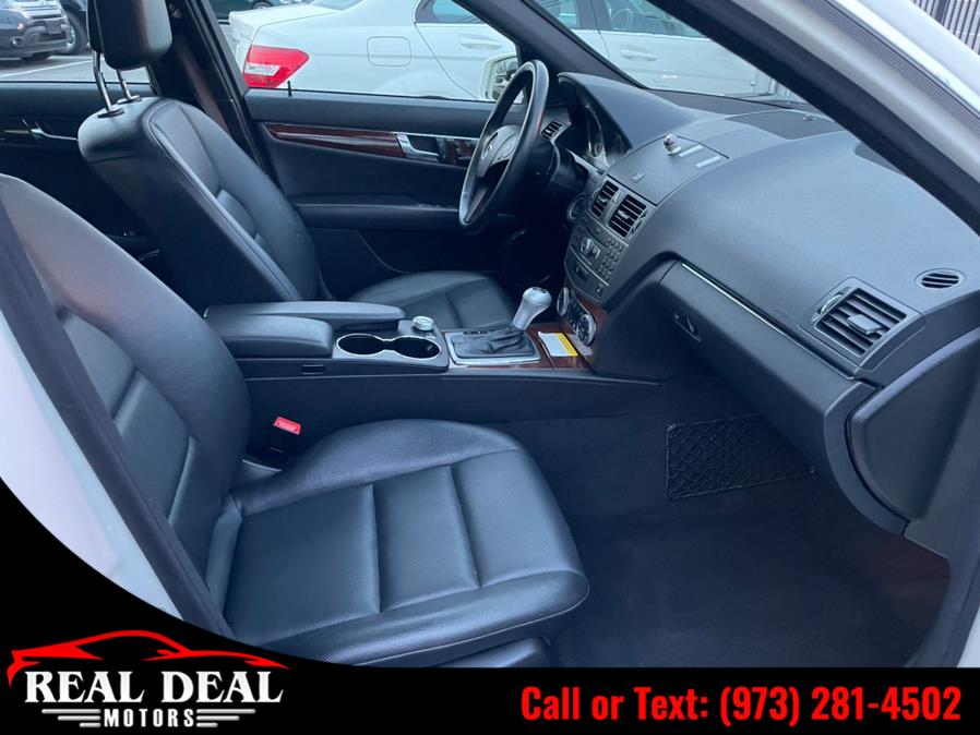 Used Mercedes-Benz C-Class 4dr Sdn C300 Sport 4MATIC 2011 | Real Deal Motors. Lodi, New Jersey Used Mercedes-Benz C-Class 4dr Sdn C300 Sport 4MATIC 2011 | Real Deal Motors. Lodi, New Jersey