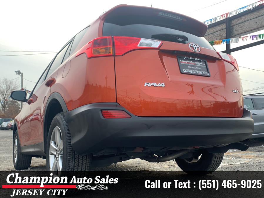 Used Toyota RAV4 FWD 4dr XLE (Natl) 2015 | Champion Auto Sales of JC. Jersey City, New Jersey Used Toyota RAV4 FWD 4dr XLE (Natl) 2015 | Champion Auto Sales of JC. Jersey City, New Jersey