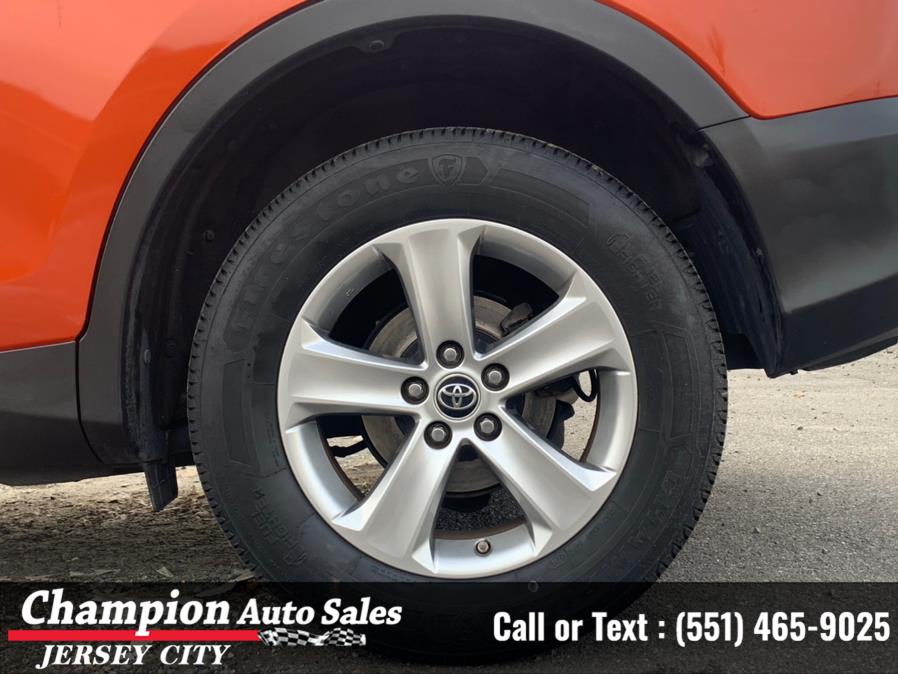 Used Toyota RAV4 FWD 4dr XLE (Natl) 2015 | Champion Auto Sales of JC. Jersey City, New Jersey Used Toyota RAV4 FWD 4dr XLE (Natl) 2015 | Champion Auto Sales of JC. Jersey City, New Jersey