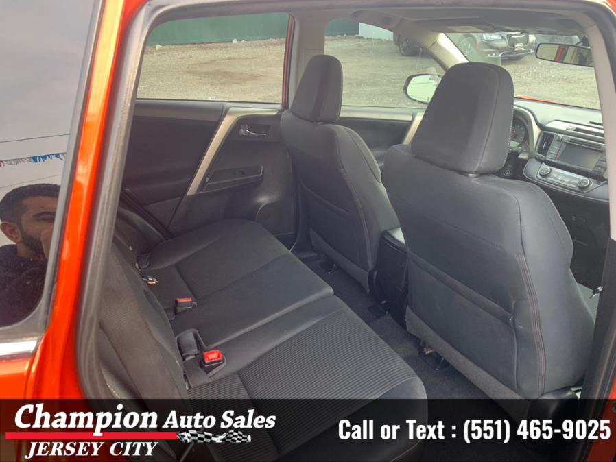 Used Toyota RAV4 FWD 4dr XLE (Natl) 2015 | Champion Auto Sales of JC. Jersey City, New Jersey Used Toyota RAV4 FWD 4dr XLE (Natl) 2015 | Champion Auto Sales of JC. Jersey City, New Jersey