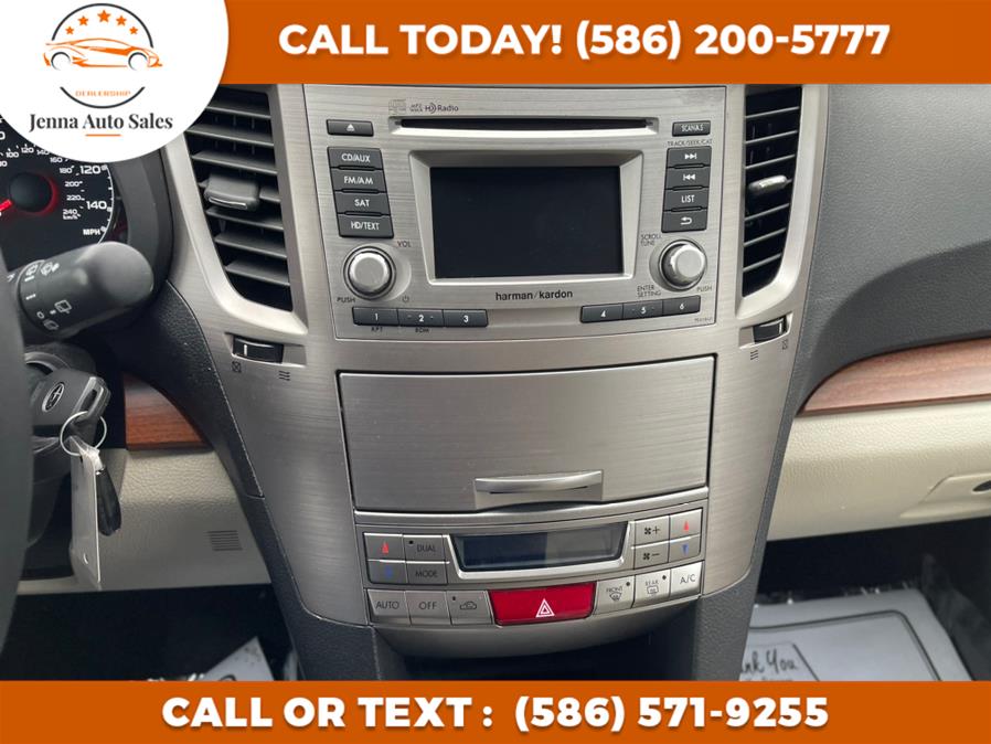 Used Subaru Outback 4dr Wgn H4 Auto 2.5i Limited 2013 | Jenna Auto Sale Inc. Roseville, Michigan Used Subaru Outback 4dr Wgn H4 Auto 2.5i Limited 2013 | Jenna Auto Sale Inc. Roseville, Michigan