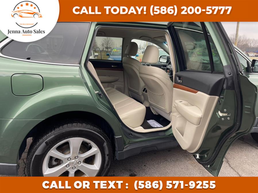 Used Subaru Outback 4dr Wgn H4 Auto 2.5i Limited 2013 | Jenna Auto Sale Inc. Roseville, Michigan Used Subaru Outback 4dr Wgn H4 Auto 2.5i Limited 2013 | Jenna Auto Sale Inc. Roseville, Michigan
