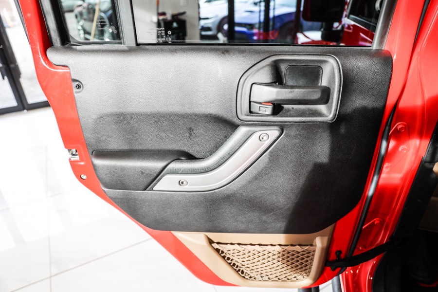 Used Jeep Wrangler Unlimited 4WD 4dr Sahara 2015 | 26 Motors Long Island. ELMONT, New York Used Jeep Wrangler Unlimited 4WD 4dr Sahara 2015 | 26 Motors Long Island. ELMONT, New York