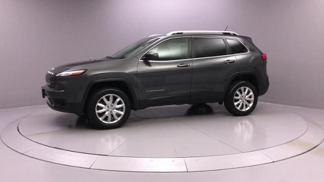 Used Jeep Cherokee 4WD 4dr Limited 2015 | J&M Automotive Sls&Svc LLC. Naugatuck, Connecticut Used Jeep Cherokee 4WD 4dr Limited 2015 | J&M Automotive Sls&Svc LLC. Naugatuck, Connecticut