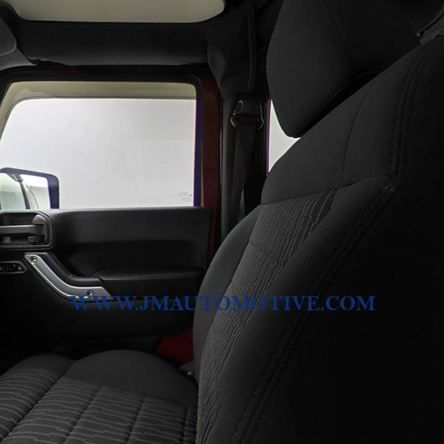 2011 Jeep Wrangler 4WD 2dr Rubicon, available for sale in Naugatuck, Connecticut | J&M Automotive Sls&Svc LLC. Naugatuck, Connecticut 2011 Jeep Wrangler 4WD 2dr Rubicon, available for sale in Naugatuck, Connecticut | J&M Automotive Sls&Svc LLC. Naugatuck, Connecticut