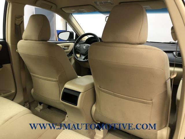 Used Toyota Camry LE Auto 2017 | J&M Automotive Sls&Svc LLC. Naugatuck, Connecticut Used Toyota Camry LE Auto 2017 | J&M Automotive Sls&Svc LLC. Naugatuck, Connecticut