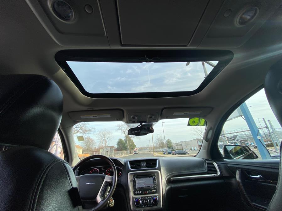 Used GMC Acadia AWD 4dr Denali 2016 | VEB Auto Sales. Hartford, Connecticut Used GMC Acadia AWD 4dr Denali 2016 | VEB Auto Sales. Hartford, Connecticut