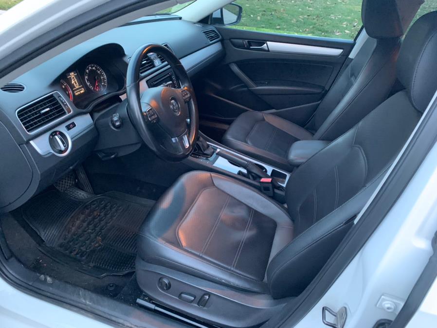 Used Volkswagen Passat 4dr Sdn 2.5L Auto SE w/Sunroof PZEV 2013 | Great Buy Auto Sales. Copiague, New York Used Volkswagen Passat 4dr Sdn 2.5L Auto SE w/Sunroof PZEV 2013 | Great Buy Auto Sales. Copiague, New York