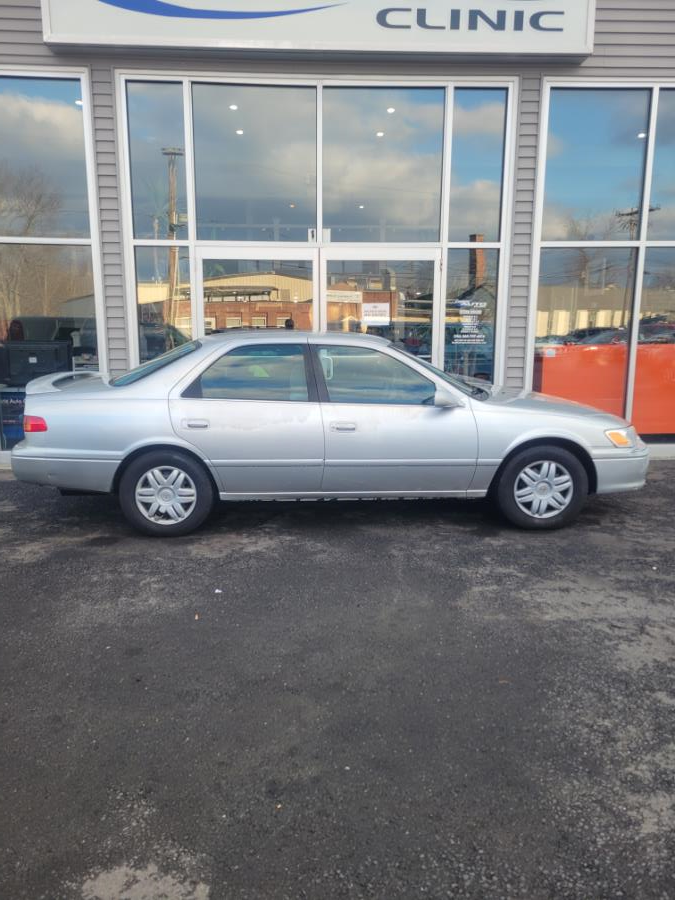 Used Toyota Camry 4dr Sdn LE Auto (Natl) 2001 | Chris's Auto Clinic. Plainville, Connecticut