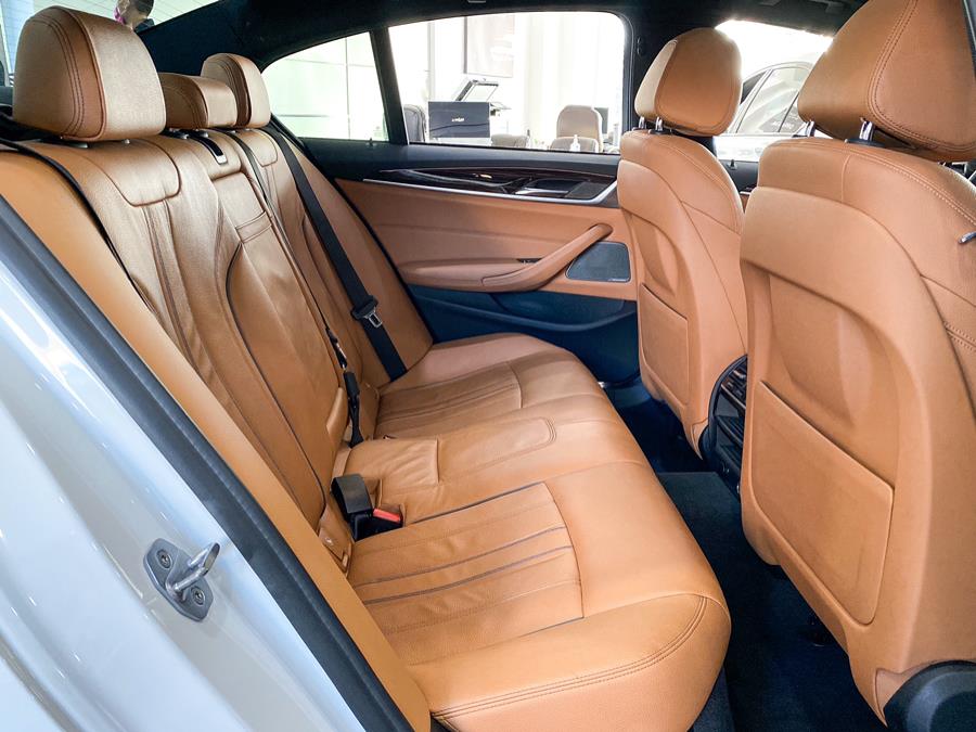 Used BMW 5 Series 540i xDrive Sedan 2018 | Luxury Motor Club. Franklin Square, New York Used BMW 5 Series 540i xDrive Sedan 2018 | Luxury Motor Club. Franklin Square, New York