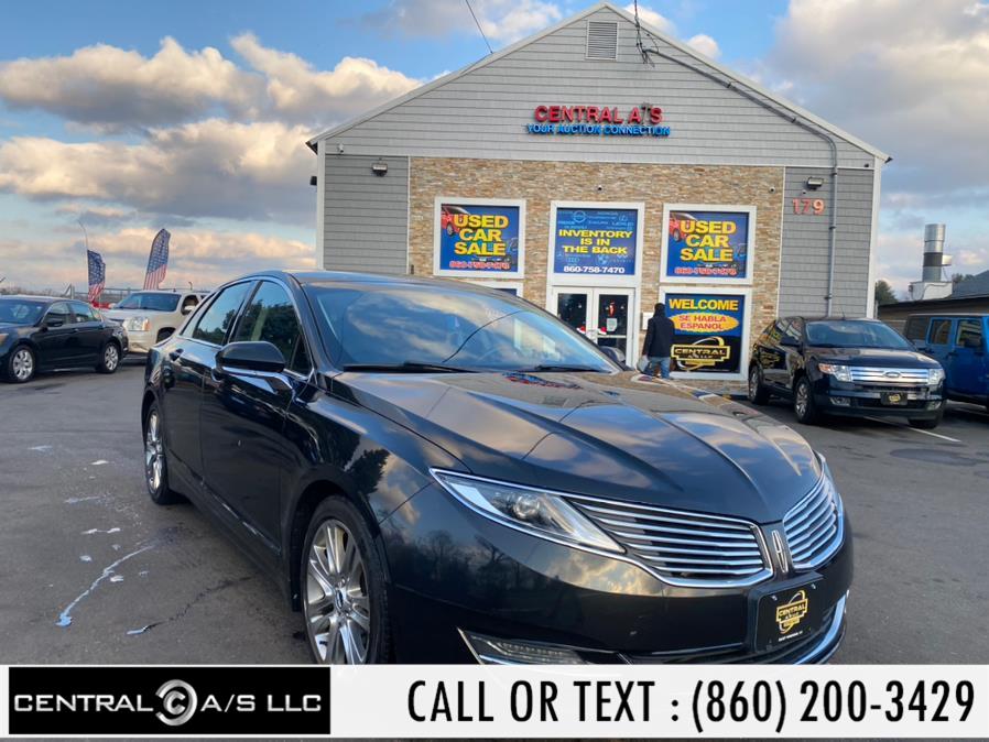 2013 Lincoln MKZ 4dr Sdn AWD, available for sale in East Windsor, Connecticut | Central A/S LLC. East Windsor, Connecticut