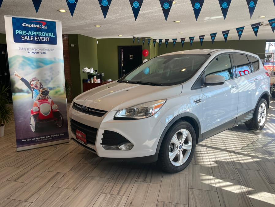 Used Ford Escape 4WD 4dr SE 2015 | AutoMax. West Hartford, Connecticut