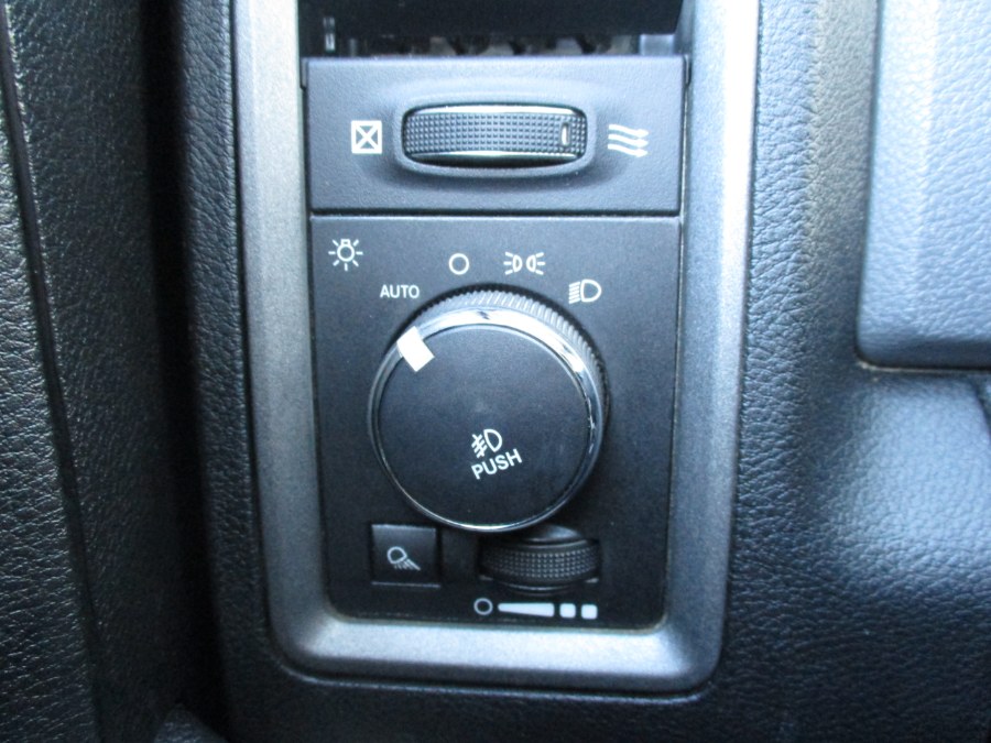 Used Ram 1500 4WD Quad Cab 140.5" Express 2013 | New Gen Auto Group. West Babylon, New York Used Ram 1500 4WD Quad Cab 140.5" Express 2013 | New Gen Auto Group. West Babylon, New York