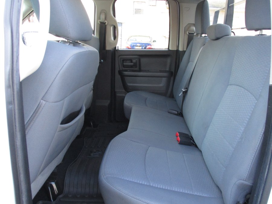 Used Ram 1500 4WD Quad Cab 140.5" Express 2013 | New Gen Auto Group. West Babylon, New York Used Ram 1500 4WD Quad Cab 140.5" Express 2013 | New Gen Auto Group. West Babylon, New York