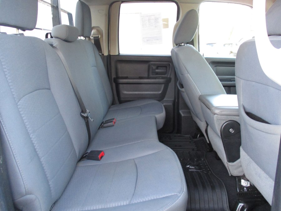 Used Ram 1500 4WD Quad Cab 140.5" Express 2013 | New Gen Auto Group. West Babylon, New York Used Ram 1500 4WD Quad Cab 140.5" Express 2013 | New Gen Auto Group. West Babylon, New York