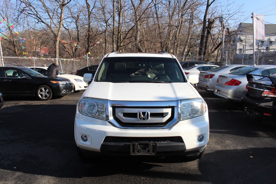2009 Honda Pilot Touring w/Navi 4WD 4dr Touring w/Navi, available for sale in Paterson, New Jersey | Xcell Motors LLC. Paterson, New Jersey 2009 Honda Pilot Touring w/Navi 4WD 4dr Touring w/Navi, available for sale in Paterson, New Jersey | Xcell Motors LLC. Paterson, New Jersey