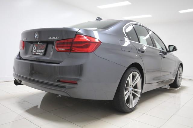 Used BMW 3 Series 330 xDrive w/ Navi & rearCam 2018 | Car Revolution. Maple Shade, New Jersey Used BMW 3 Series 330 xDrive w/ Navi & rearCam 2018 | Car Revolution. Maple Shade, New Jersey