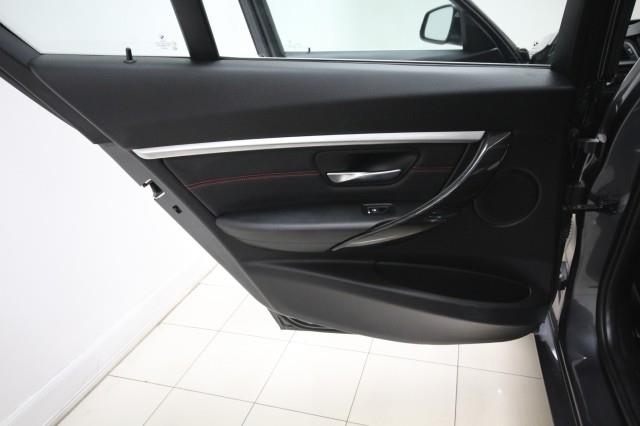 Used BMW 3 Series 330 xDrive w/ Navi & rearCam 2018 | Car Revolution. Maple Shade, New Jersey Used BMW 3 Series 330 xDrive w/ Navi & rearCam 2018 | Car Revolution. Maple Shade, New Jersey