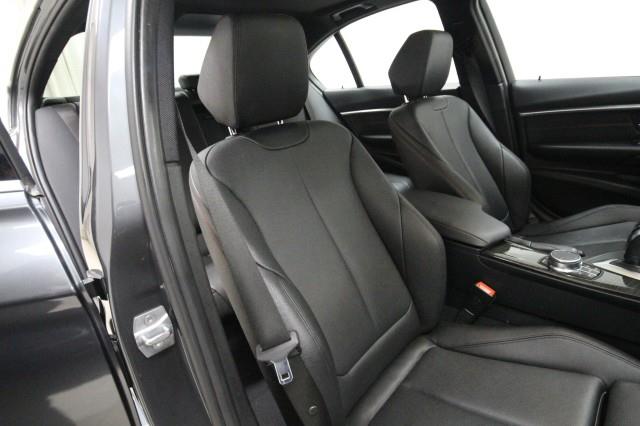 Used BMW 3 Series 330 xDrive w/ Navi & rearCam 2018 | Car Revolution. Maple Shade, New Jersey Used BMW 3 Series 330 xDrive w/ Navi & rearCam 2018 | Car Revolution. Maple Shade, New Jersey